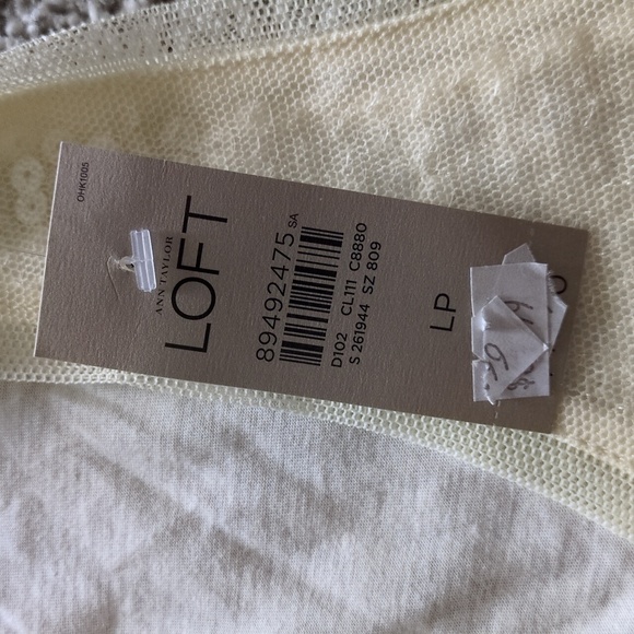 NWT LOFT Cream Sequin Tank Size Large Petite - Picture 3 of 6